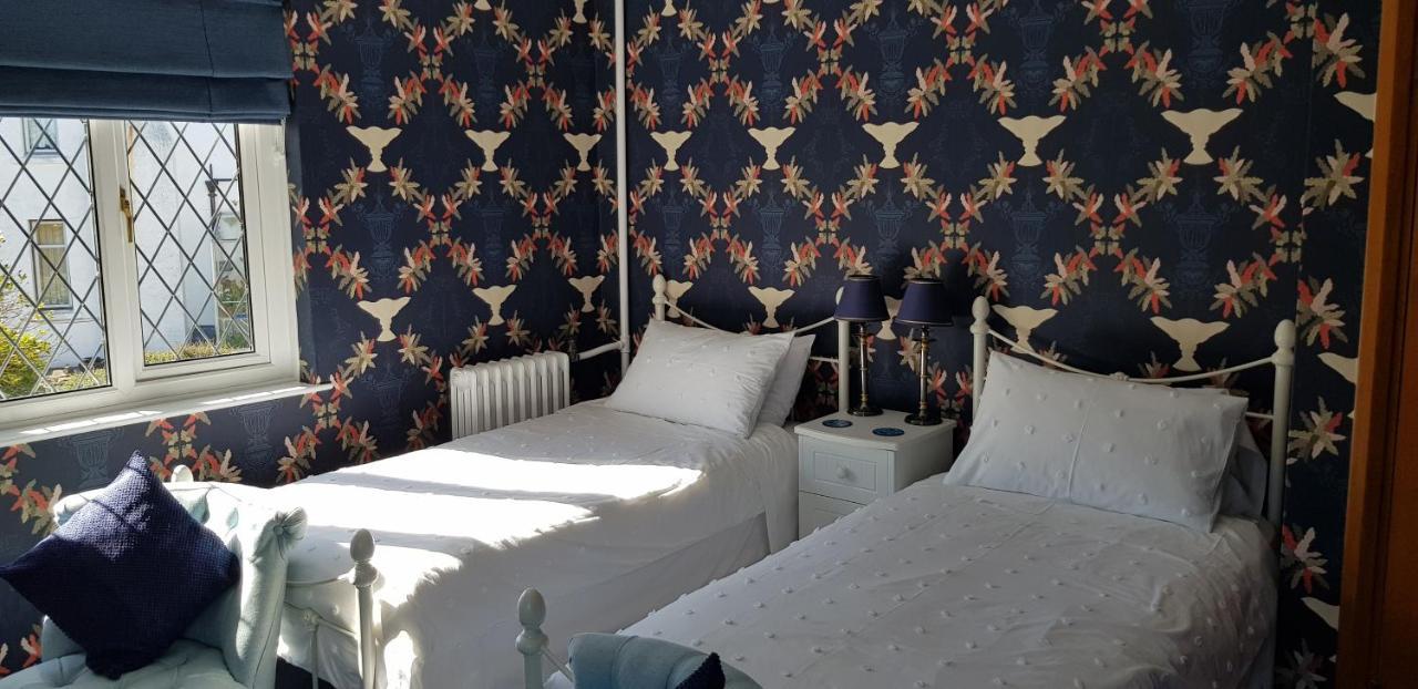 Wychwood House Bed and Breakfast Penally Eksteriør billede