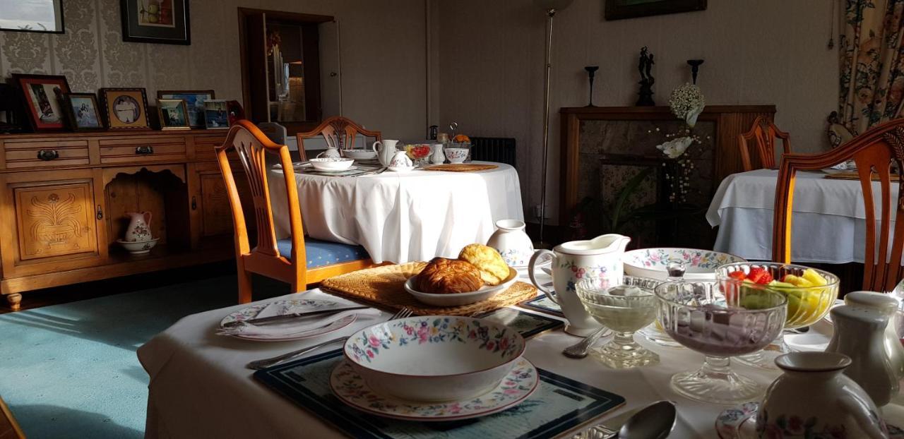 Wychwood House Bed and Breakfast Penally Eksteriør billede