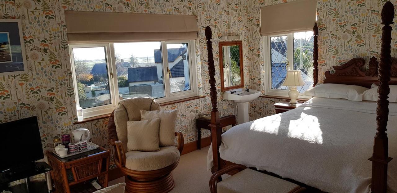 Wychwood House Bed and Breakfast Penally Eksteriør billede