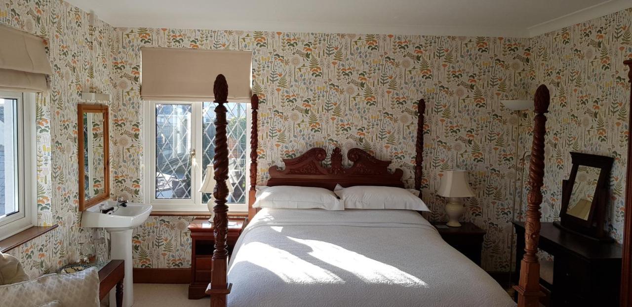 Wychwood House Bed and Breakfast Penally Eksteriør billede