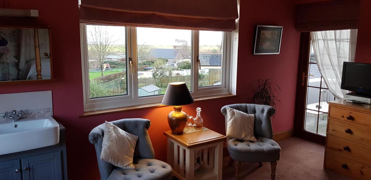 Wychwood House Bed and Breakfast Penally Eksteriør billede